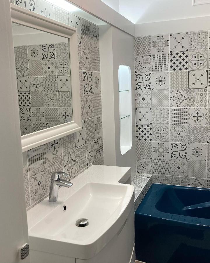 La Maison Virginie 1 A 2 Pers Charmant Hyper Centre- Cour- Parking- Linge- Fibre- Proximite Lac Canal Piscine Монтаржи Экстерьер фото