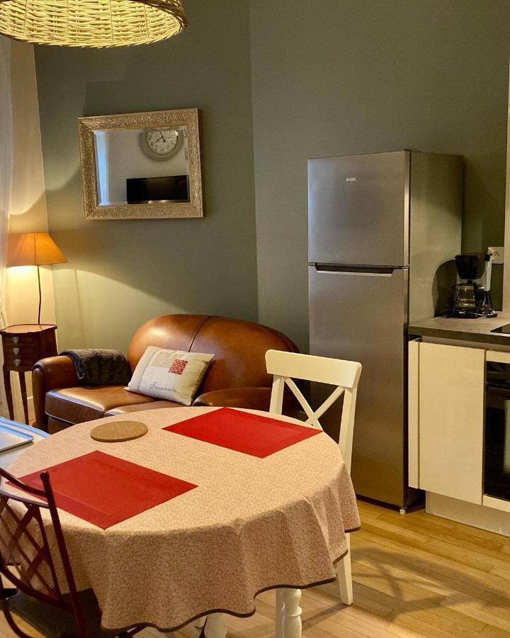 La Maison Virginie 1 A 2 Pers Charmant Hyper Centre- Cour- Parking- Linge- Fibre- Proximite Lac Canal Piscine Монтаржи Экстерьер фото