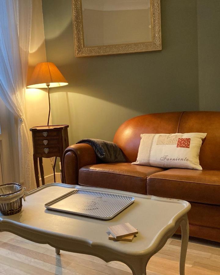 La Maison Virginie 1 A 2 Pers Charmant Hyper Centre- Cour- Parking- Linge- Fibre- Proximite Lac Canal Piscine Монтаржи Экстерьер фото
